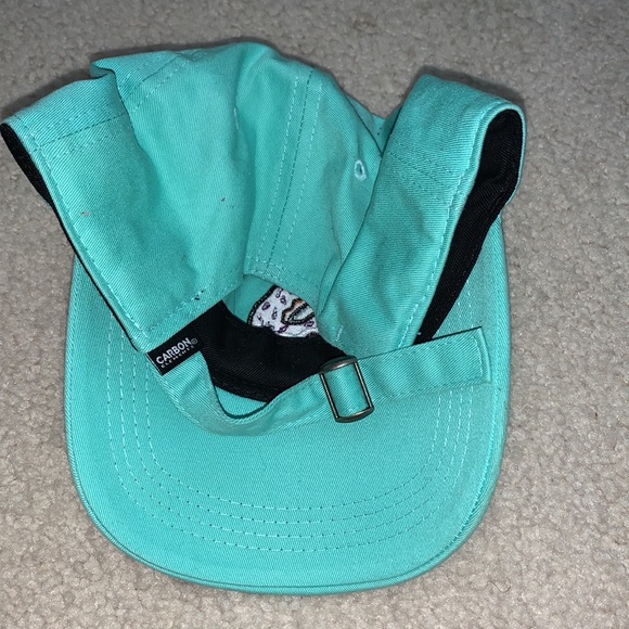 Baseball cap - Picture 2 of 4